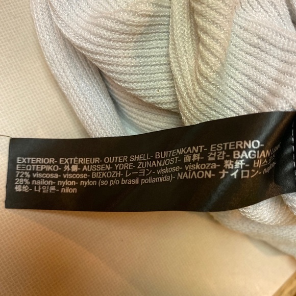 Zara Knit Large Off-White Crop Tied Bell Sleeve Sweater. - Picture 5 of 5